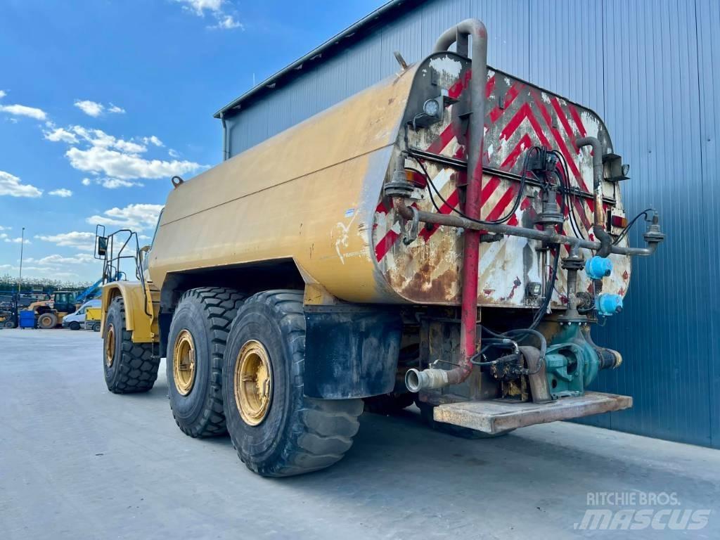 CAT 740 WATER TRUCK Water tankers