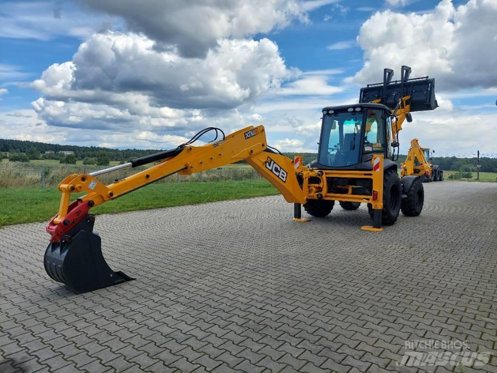 JCB 3 CX Backhoe loaders