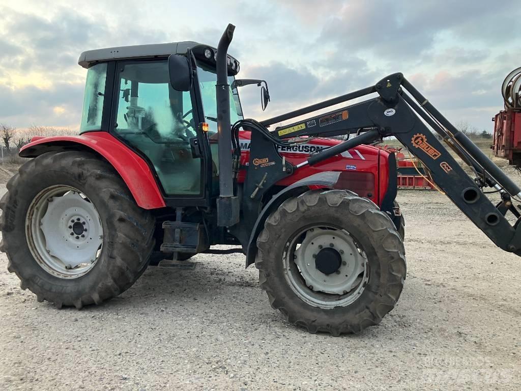Massey Ferguson 5465 Tractors