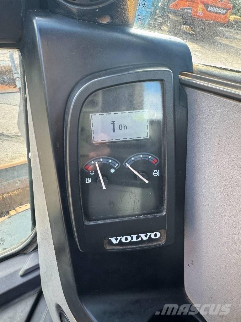 Volvo ECR 88 D Midi excavators  7t - 12t