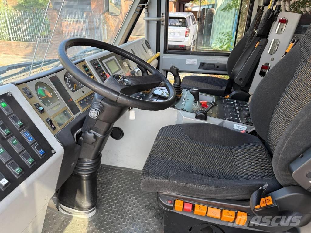 MAN X 1000 , 8 x 8 Fire trucks