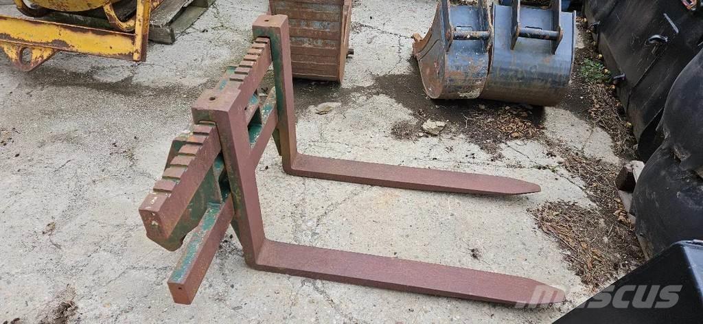 Mecalac 12MX Midi excavators  7t - 12t