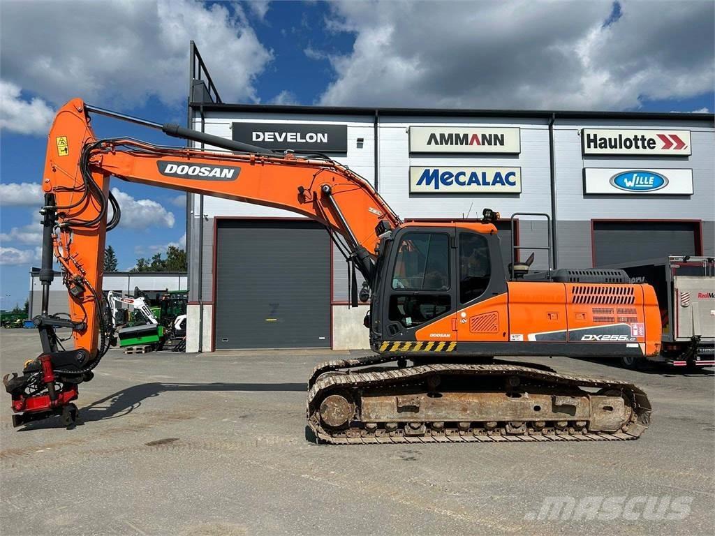 Doosan DX255LC-5 Crawler excavators