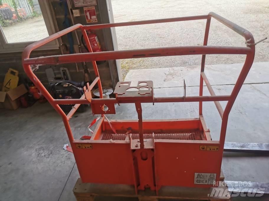 JLG Toucan 10 E Booms and arms