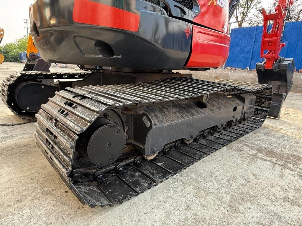 Kubota KX 165 Crawler excavators
