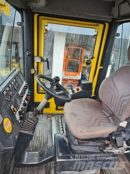 Bomag BW 174 AD Twin drum rollers