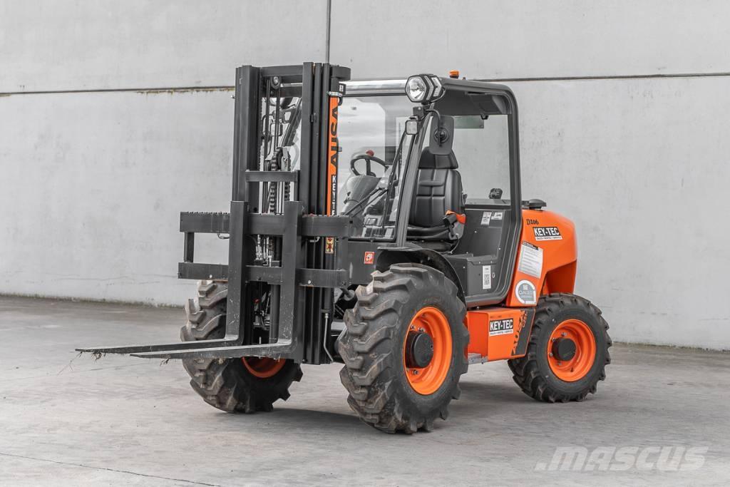 Ausa C 251 H x4 Diesel trucks