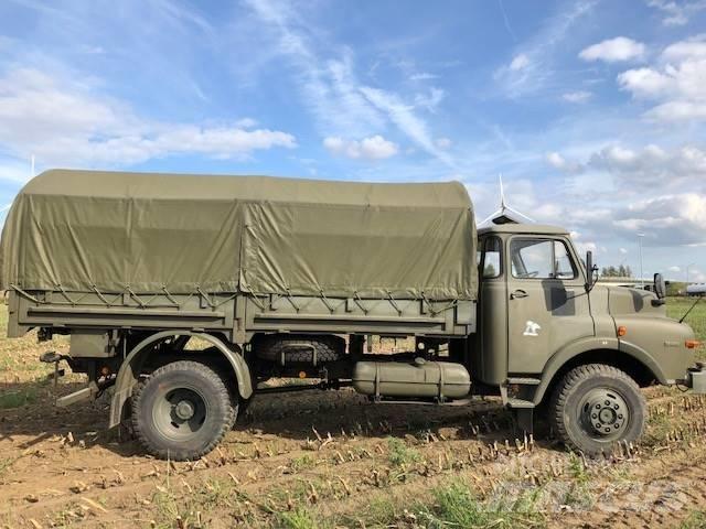MAN 11-136 4T 4x4 Box body trucks