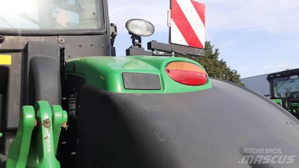 John Deere 6250 R Tractors