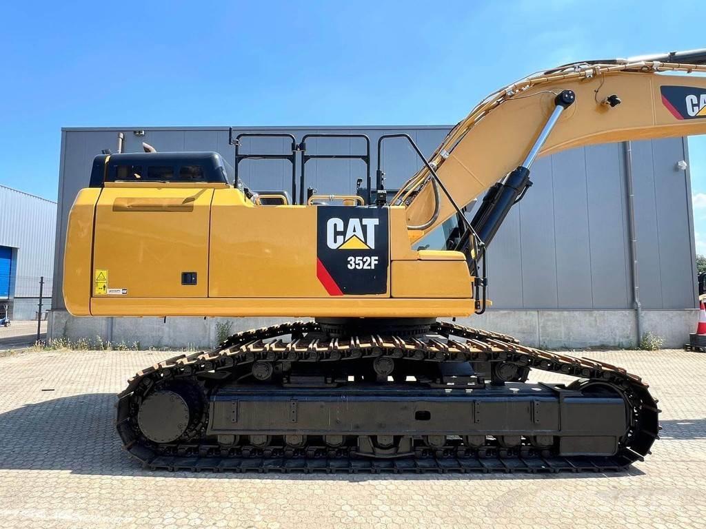 CAT 352F Crawler excavators