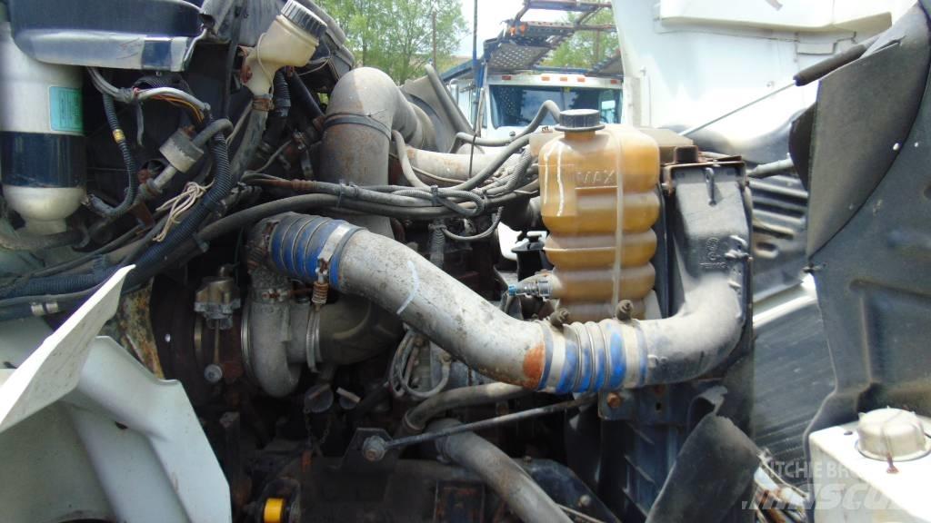 International 8600 Tractor Units