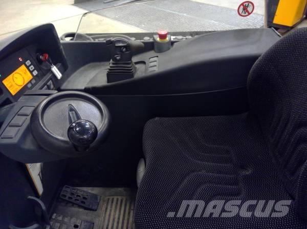 Jungheinrich ETV 214 Reach trucks