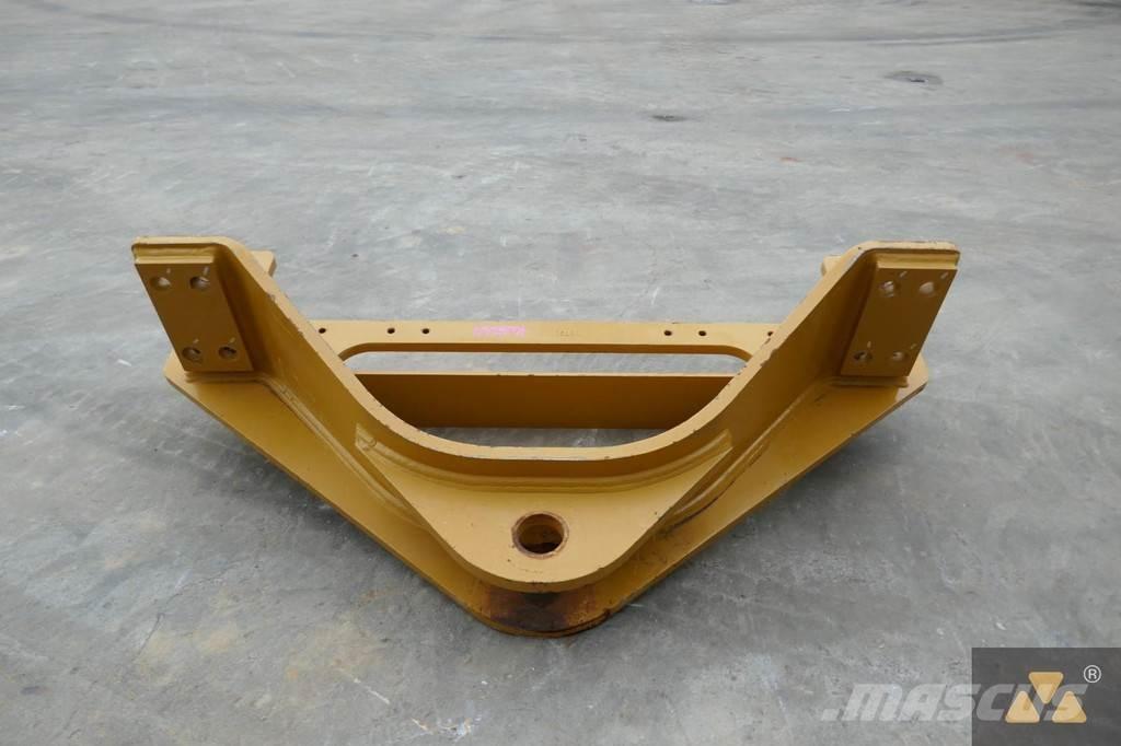 CAT 140M3 Drawbar Transportation - Others