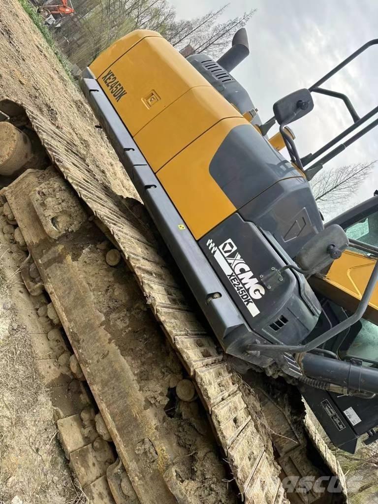 XCMG XE 245 DK Crawler excavators