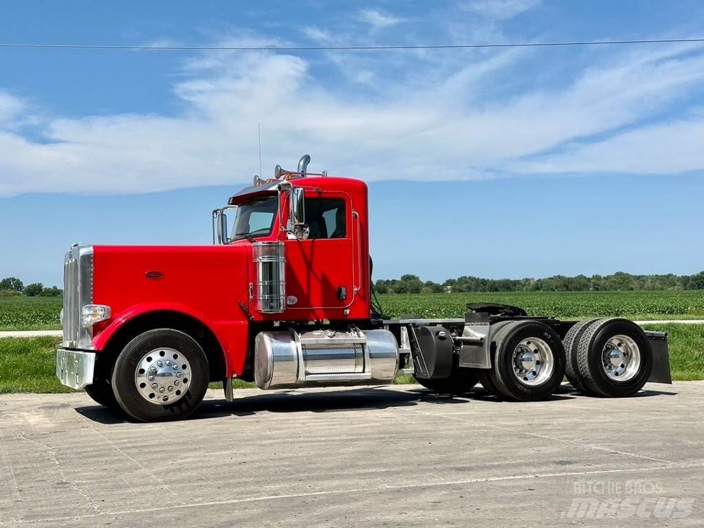 Peterbilt 389 Tractor Units