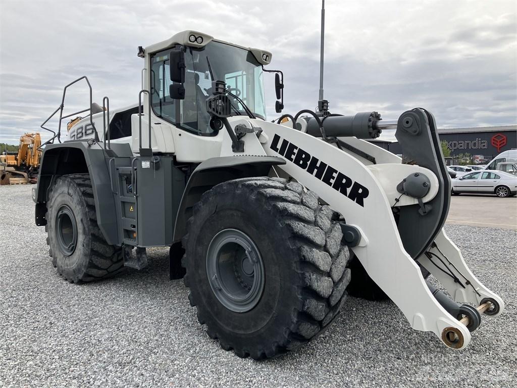 Liebherr L586 Xpower Wheel loaders