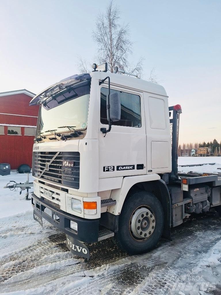 Volvo F 12 Flatbed / Dropside trucks