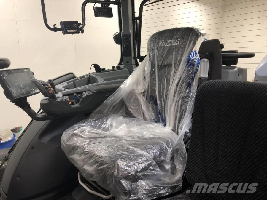 Valtra T 234 Tractors