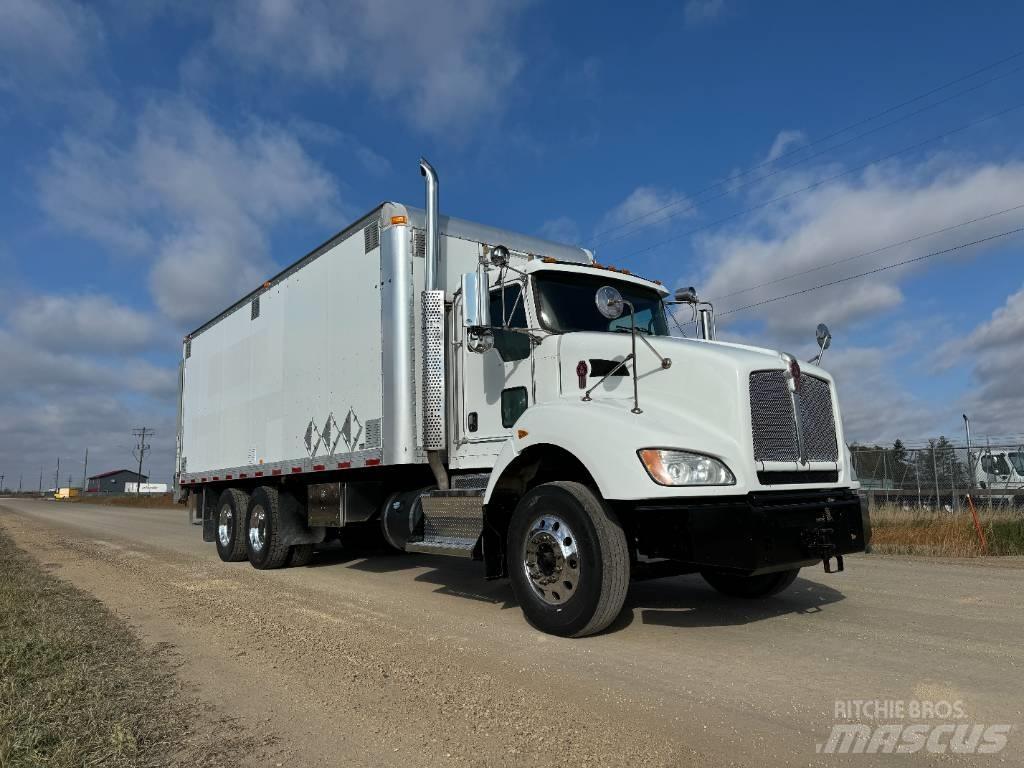 Kenworth T 440 Box body trucks