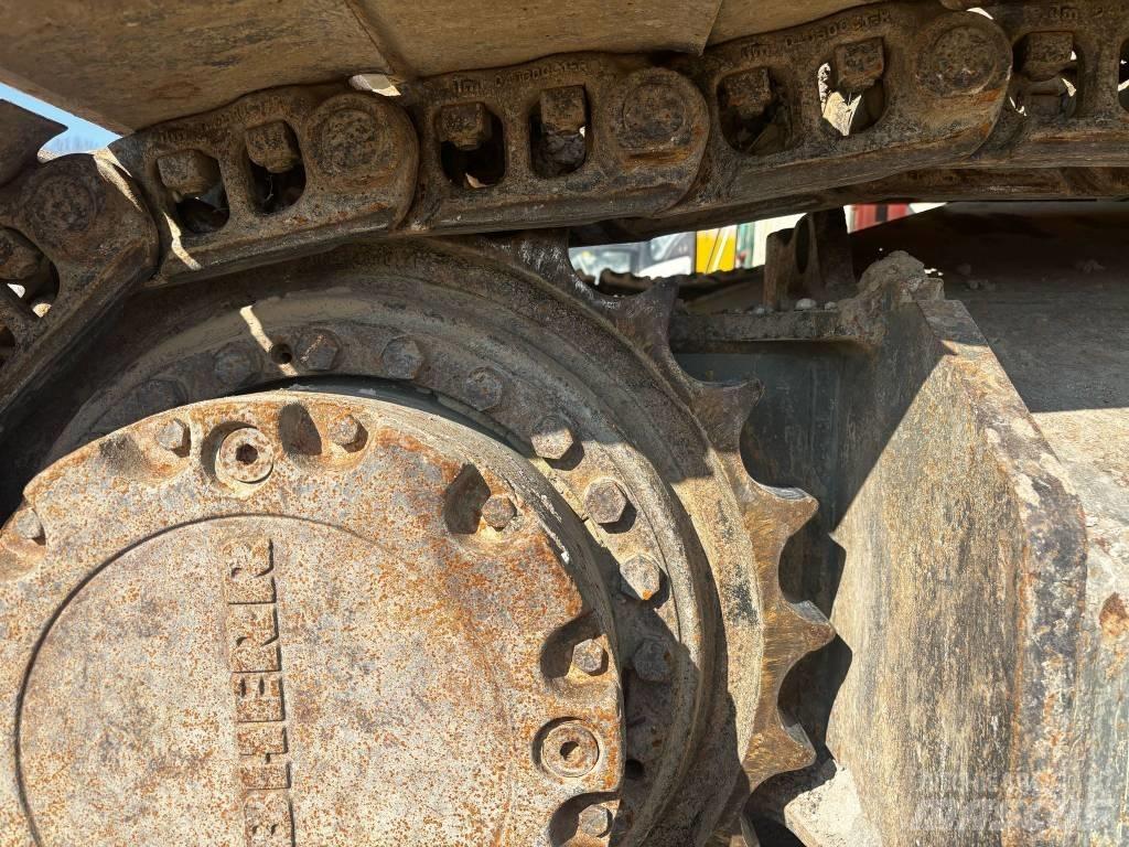 Liebherr R946 Crawler excavators