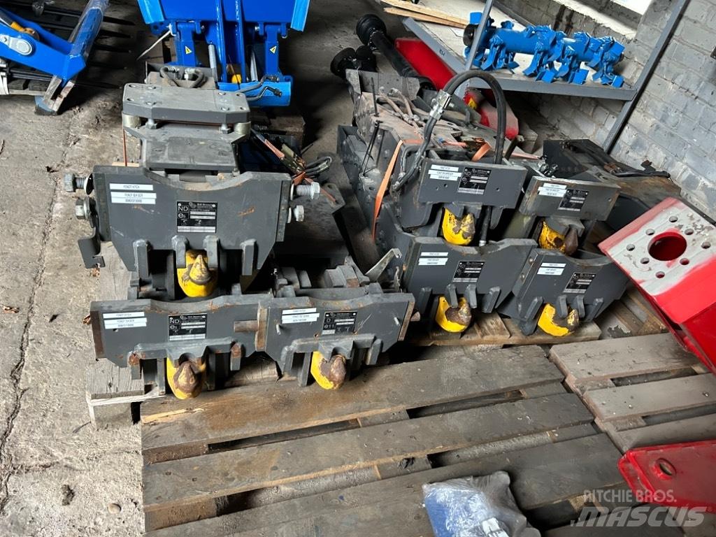 Fendt 724 Tracks, chains and undercarriage