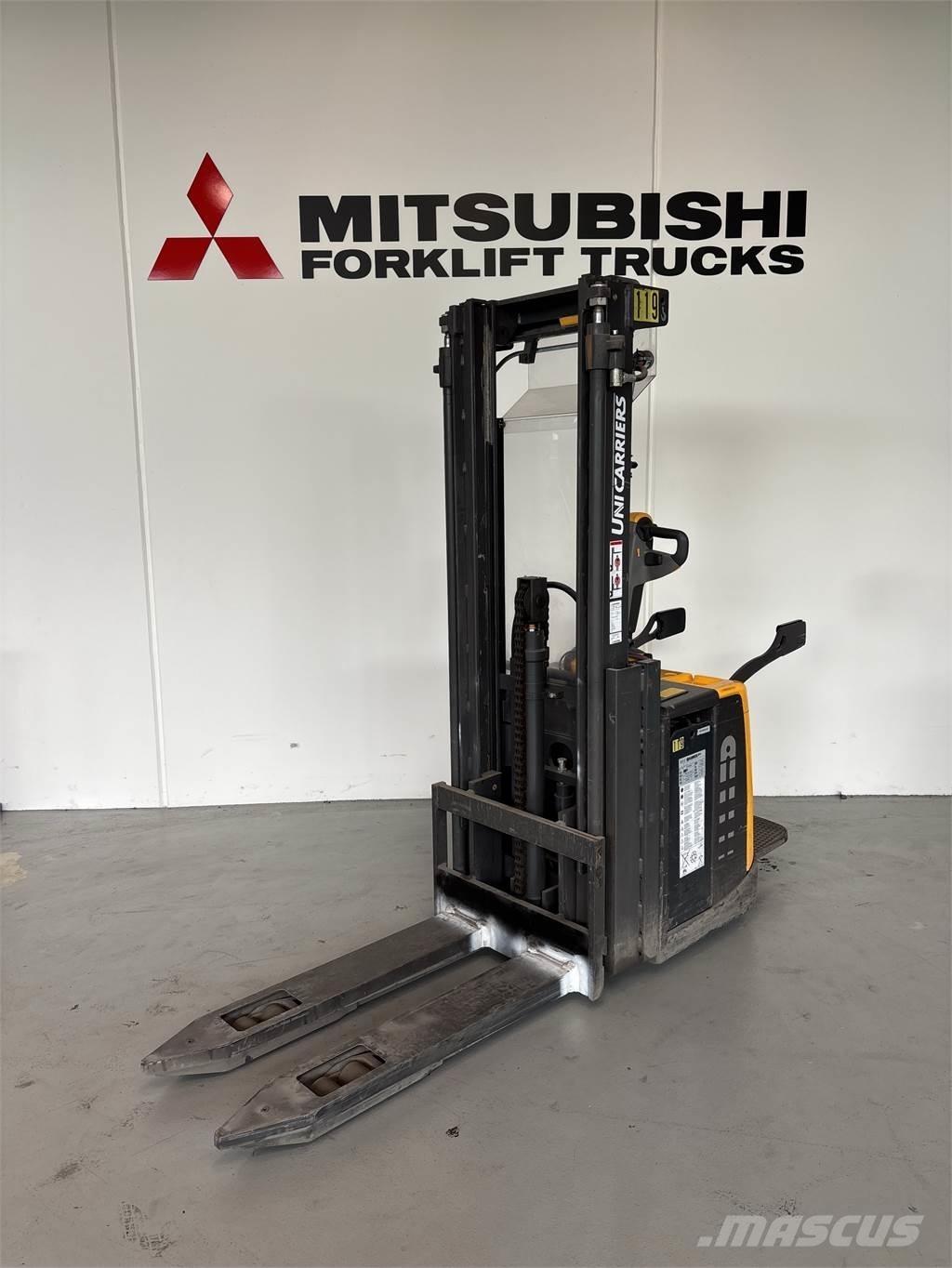 Atlet PSP160 Self propelled stackers