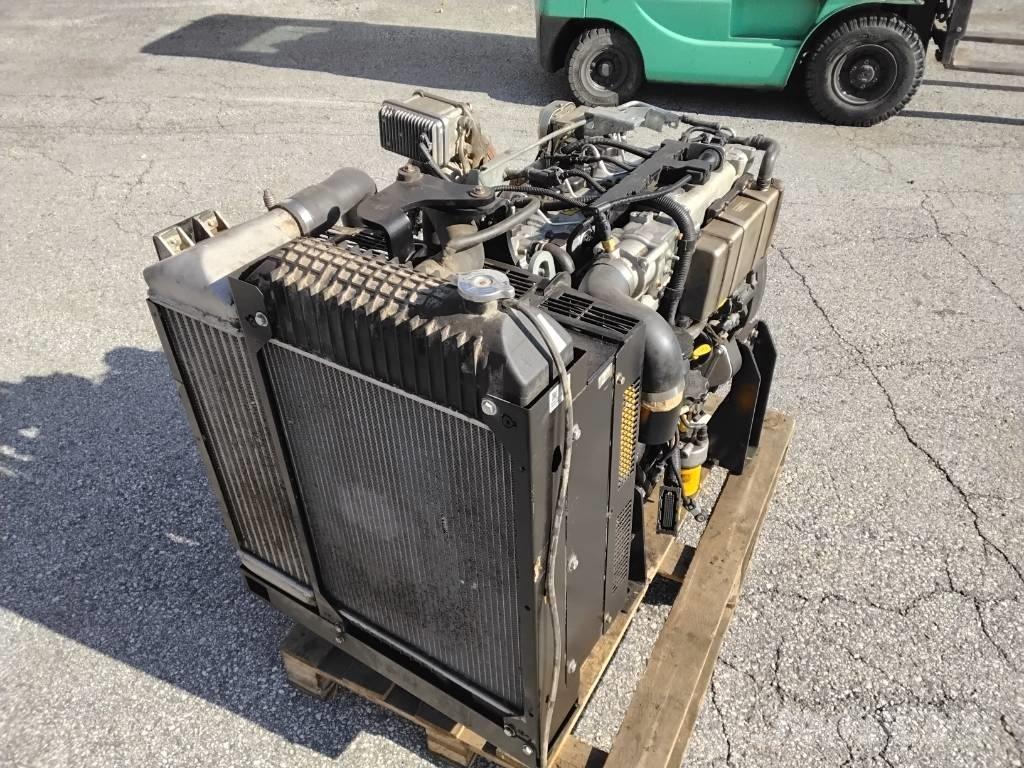 JCB 444TA4i-81 Engines