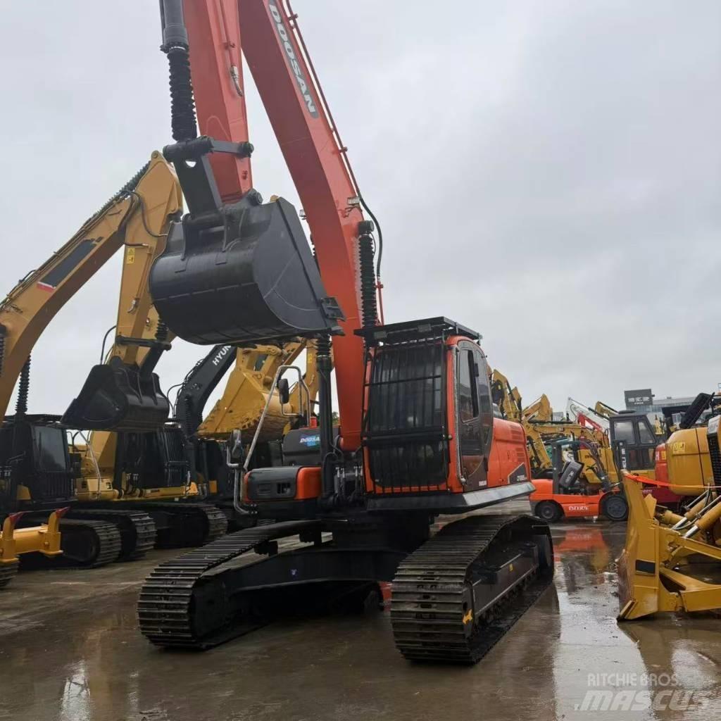 Doosan DX225LC-9C Midi excavators  7t - 12t