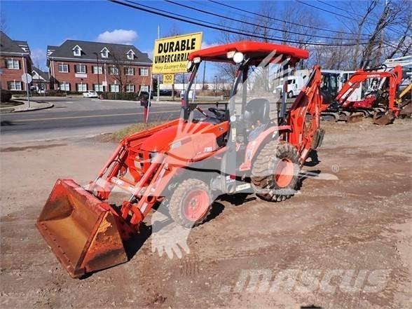 Kubota B26 Backhoe loaders
