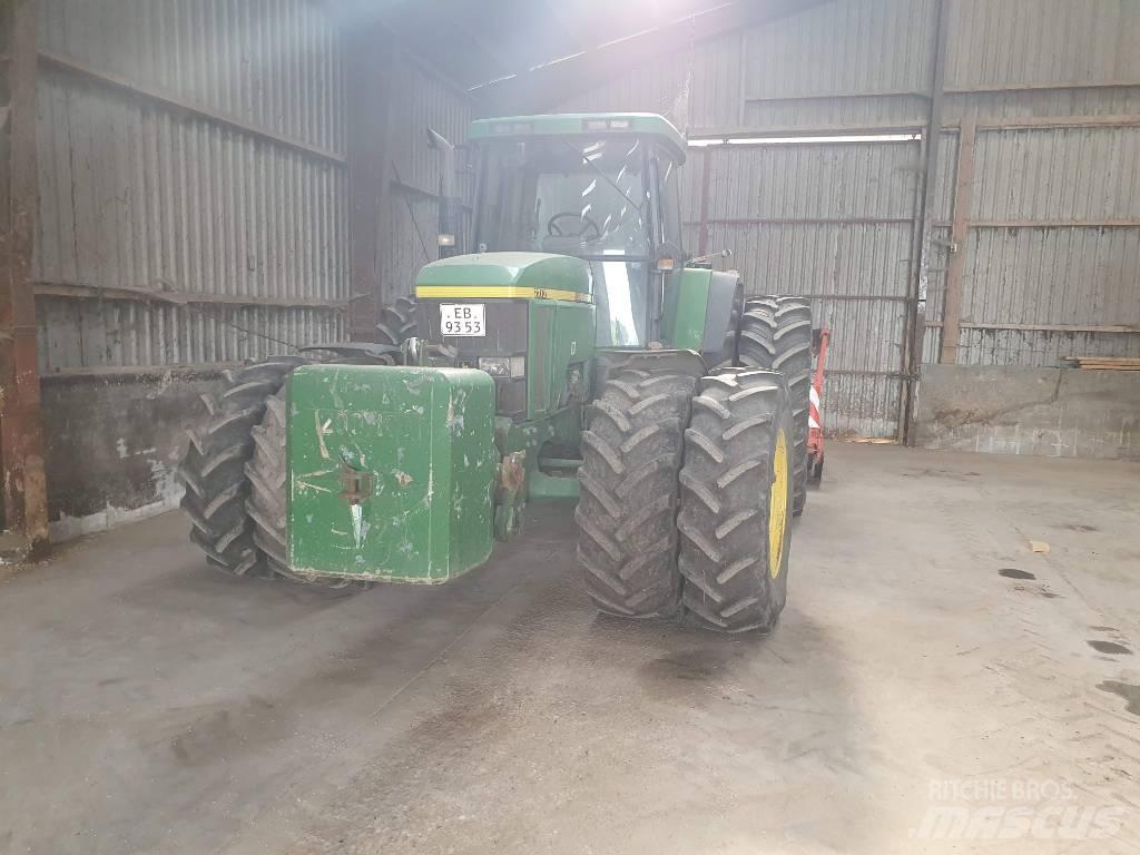 John Deere 7710 Tractors