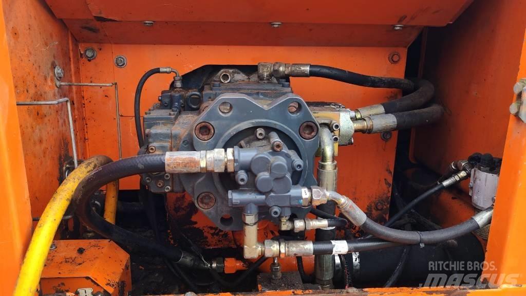 Doosan DX 225 LC Crawler excavators