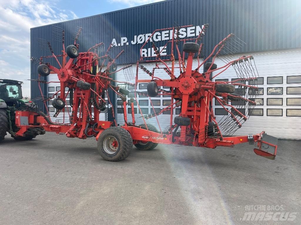 Kuhn GA 15021 Rakes and tedders