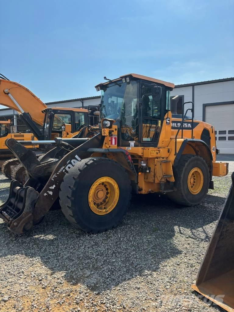 Hyundai HL955A Wheel loaders