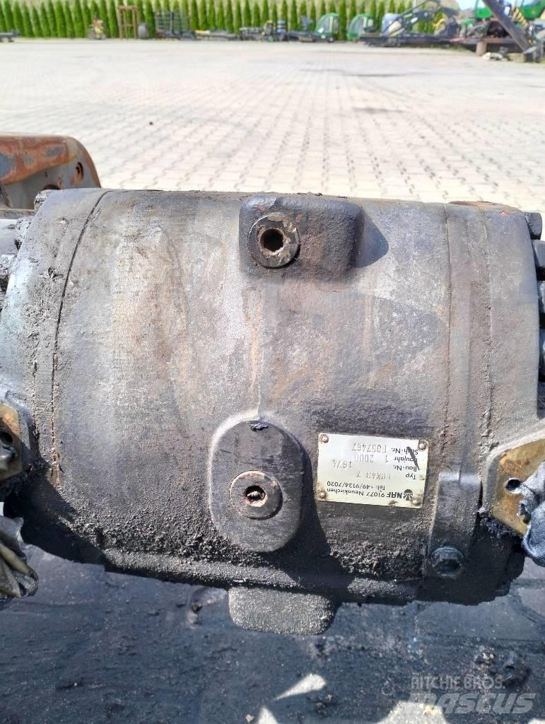 John Deere 1270B Tracks, chains and undercarriage
