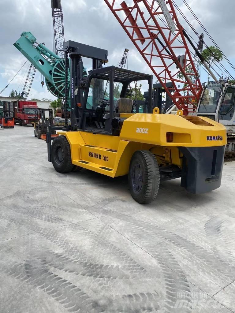 Komatsu FD 160 Diesel trucks