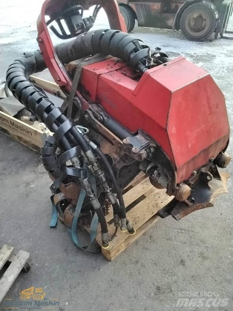 Komatsu C93 Harvester heads
