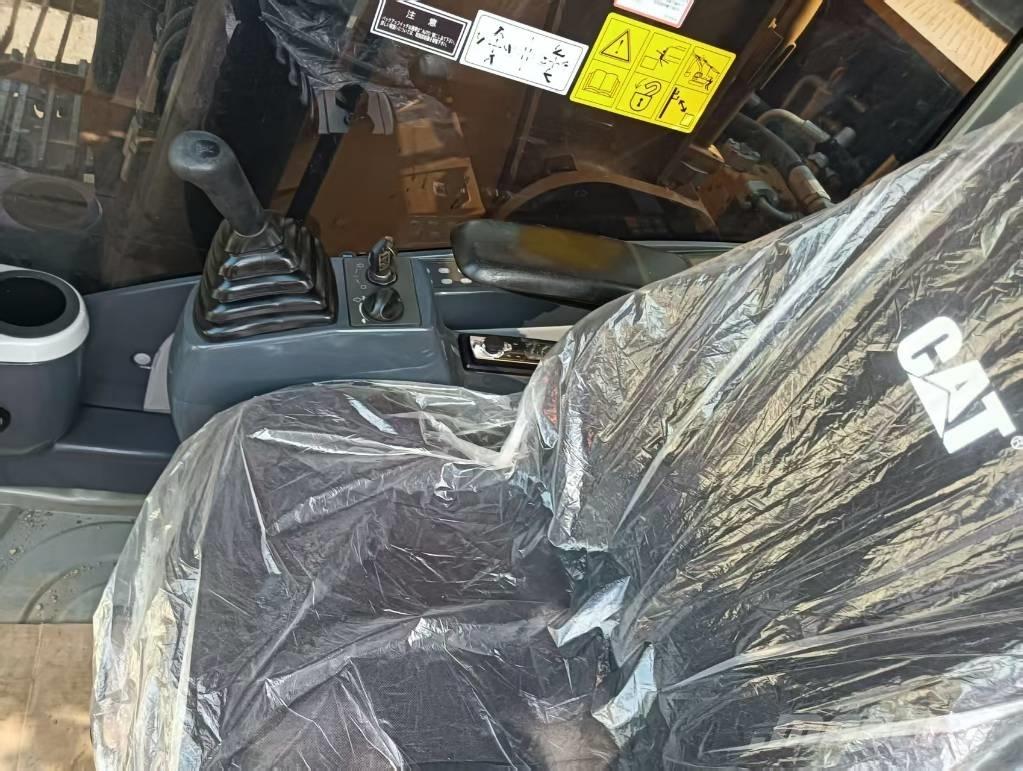CAT 330 D2L Crawler excavators