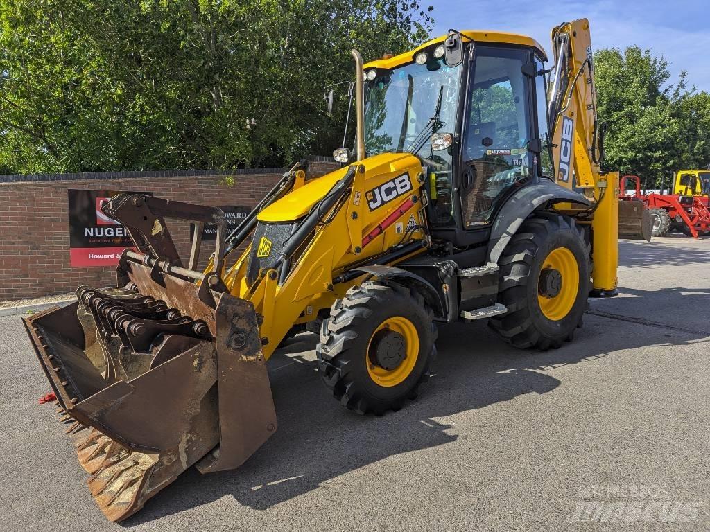 JCB 3 CX Backhoe loaders