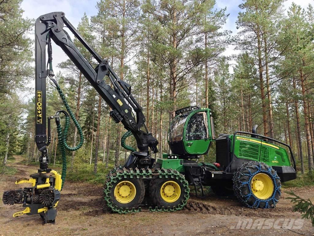 John Deere 1270 G Harvesters