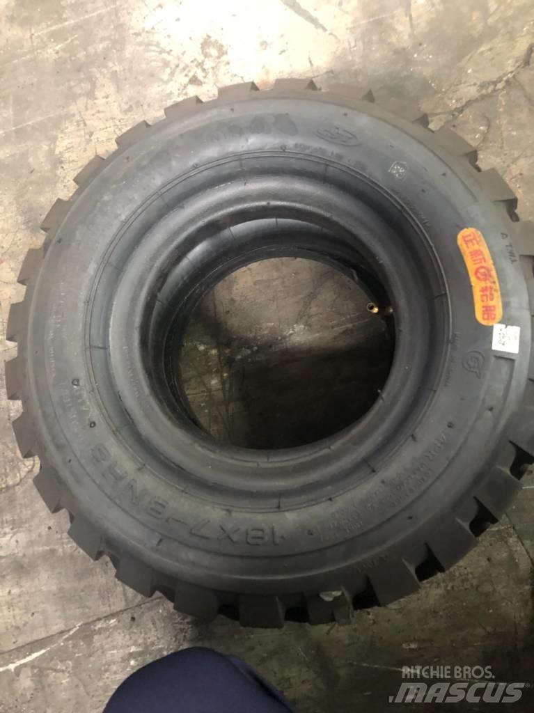  Cheng Shin 18x7-8 Tyres, wheels and rims