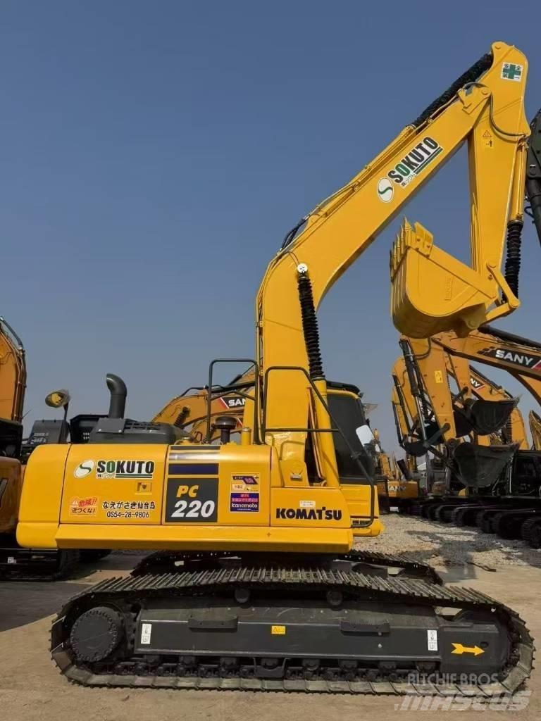 Komatsu 220-8 Crawler excavators