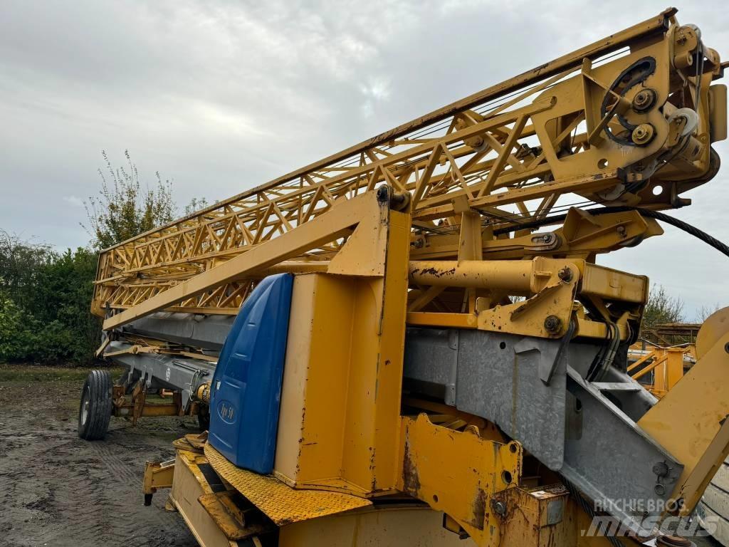 Potain IGO 50 Self erecting cranes