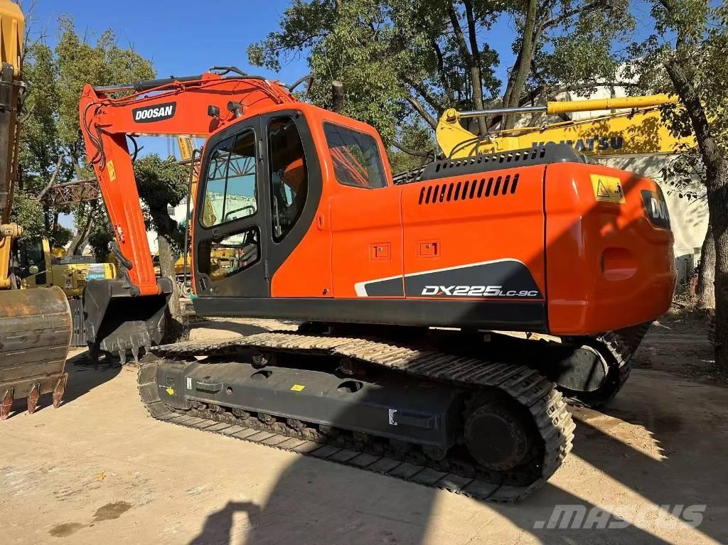 Doosan DX225LC-9C Crawler excavators