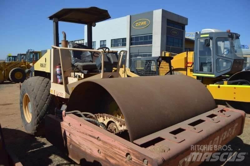 Dynapac CA250D Combi rollers