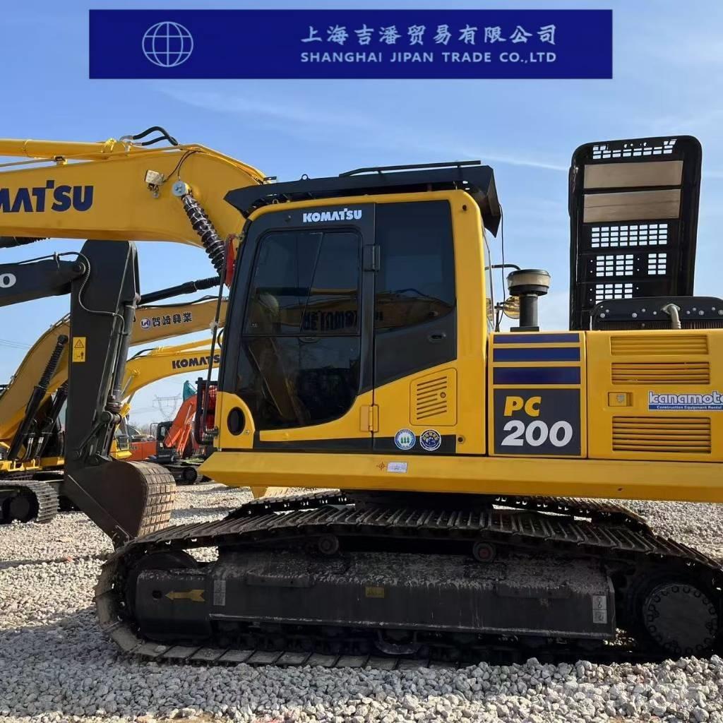 Komatsu PC 200-8 Crawler excavators