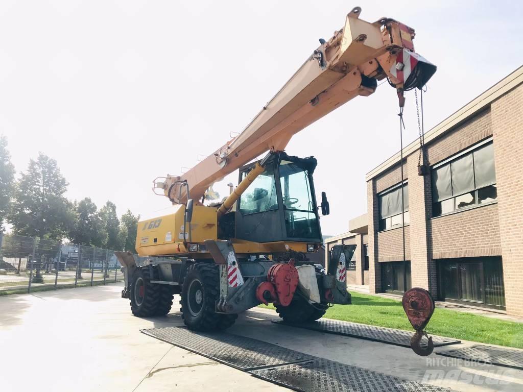 Sennebogen S 613 M Wheeled excavators
