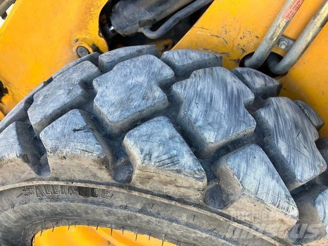 JCB 1CX EC Backhoe loaders
