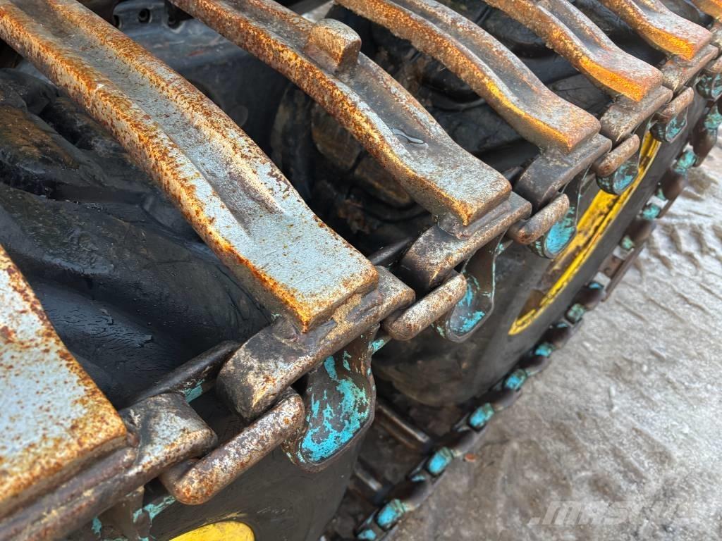 John Deere 1270 E Harvesters