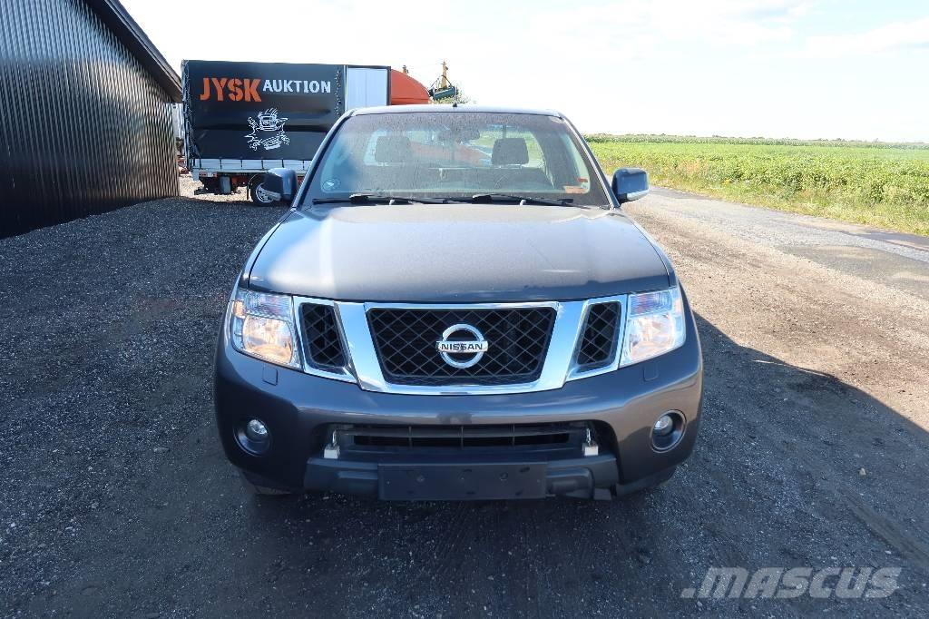 Nissan NAVARA Pick up/Dropside