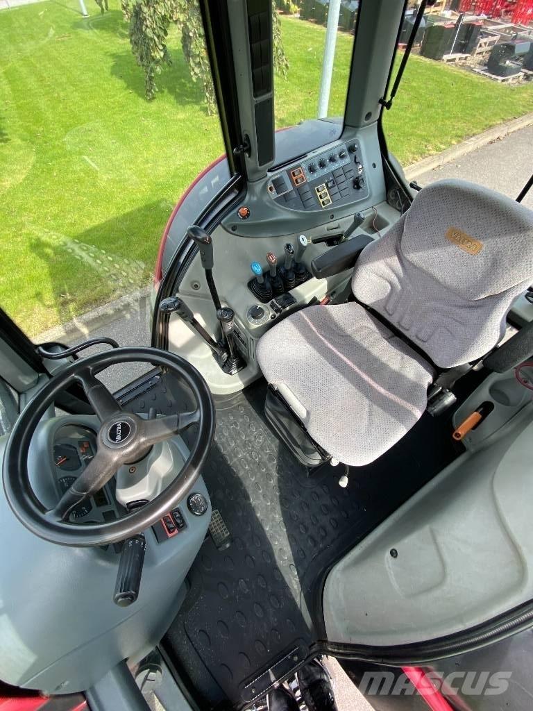Valtra T 131 Tractors